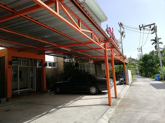 Condo — photo 3