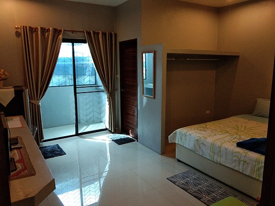 Condo — photo 3