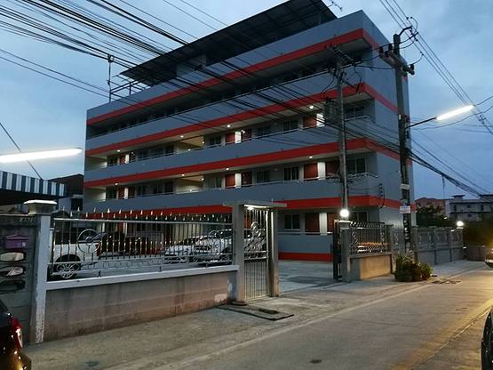 Condo — photo 2