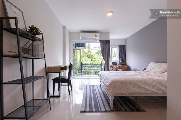 Condo · Huai Khwang, bangkok — photo 2