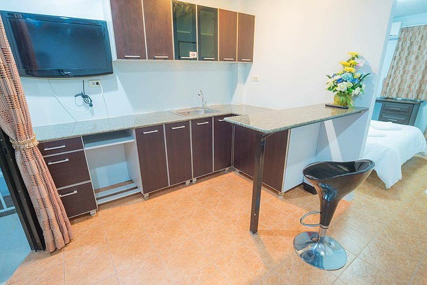 Condo — photo 4