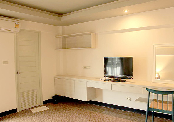 Condo — photo 5