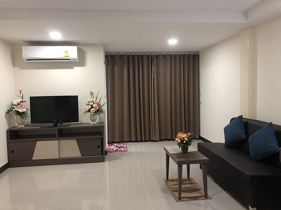 Condo · Bangkok Noi, bangkok — photo 2