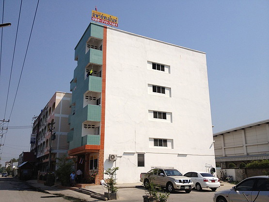 Condo — photo 3