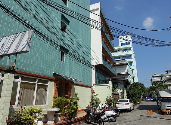 Condo · Wang Thonglang, bangkok — photo 2