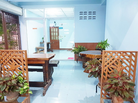 Condo — photo 2
