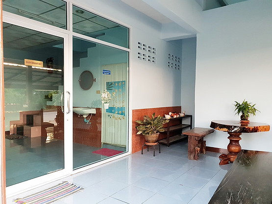 Condo — photo 3