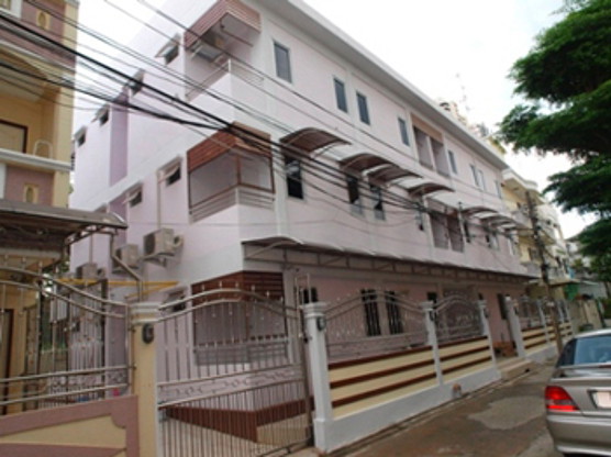 Condo · Bangkok Noi, bangkok — photo 1