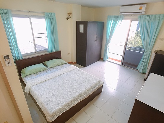 Condo — photo 2