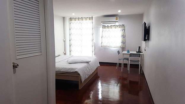 Condo · Bangkok Yai, bangkok — photo 1