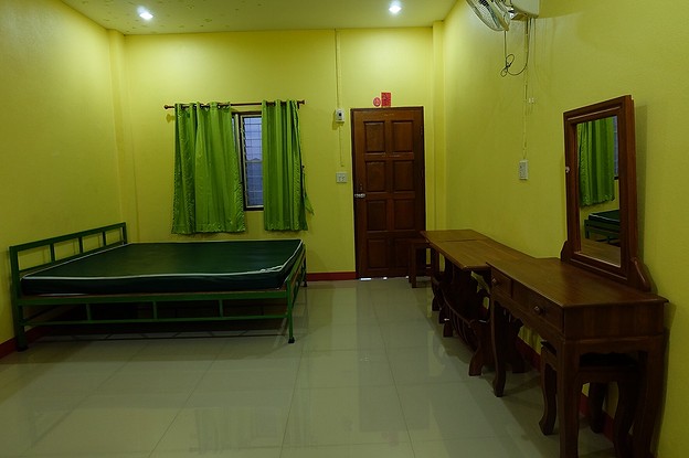 Condo — photo 2
