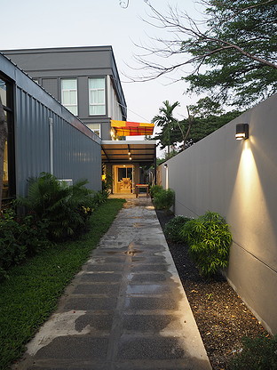 Condo · Mueang Samut Prakan — photo 5