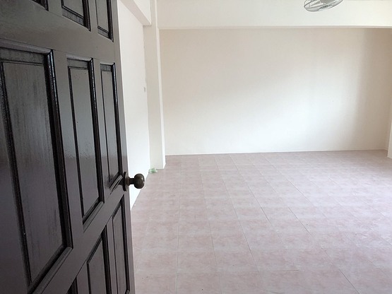 Condo — photo 2