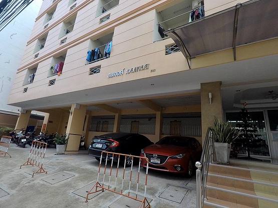Condo · Watthana, bangkok — photo 1