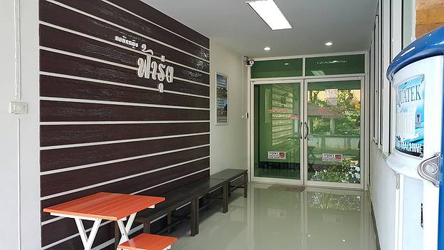 Condo — photo 2