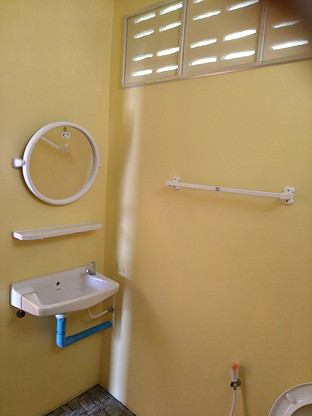 Condo — photo 2