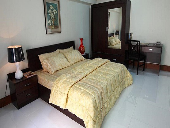 Condo · Wang Thonglang, bangkok — photo 1