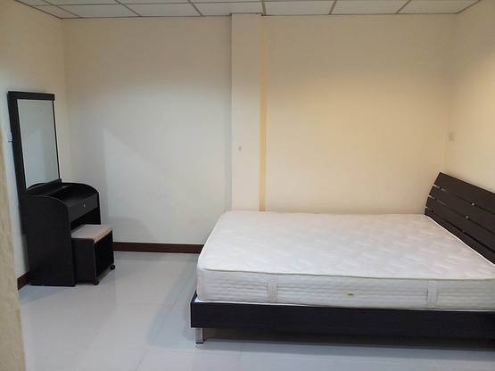 Condo · Watthana, bangkok — photo 1