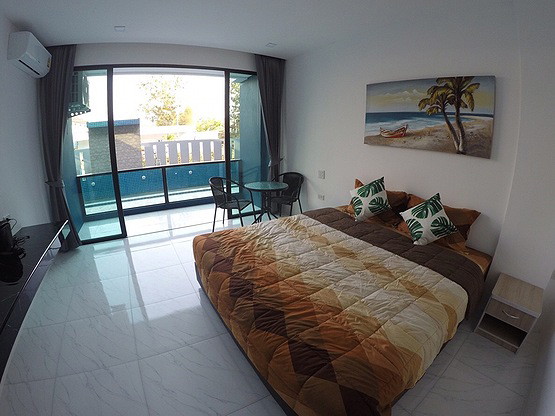 Condo — photo 3