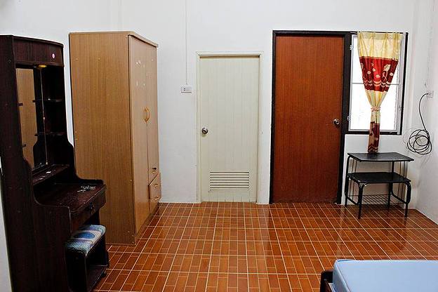 Condo — photo 2