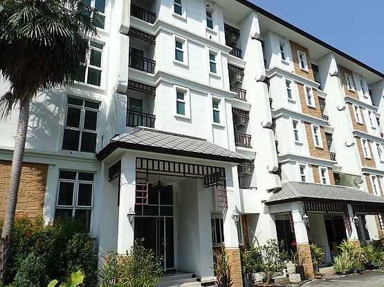 Condo — photo 3