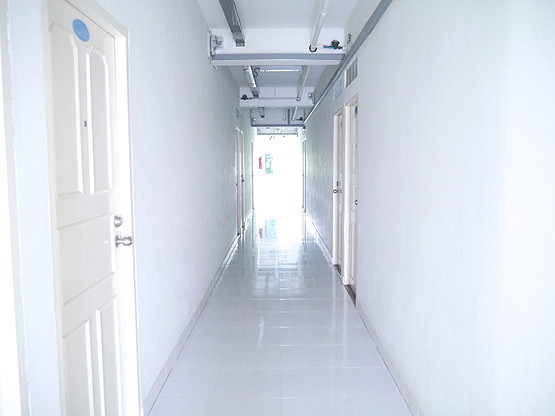 Condo · Wang Thonglang, bangkok — photo 4