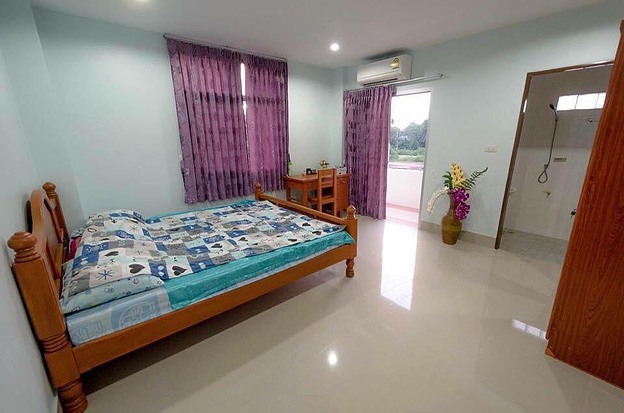 Condo — photo 3