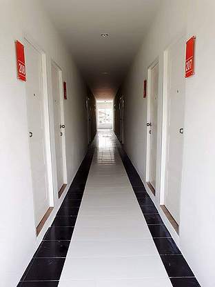 Condo — photo 2