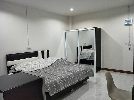 Condo — photo 5