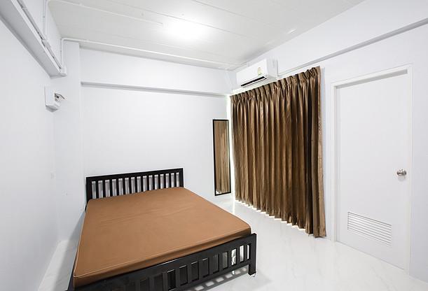 Condo · Khlong San, bangkok
