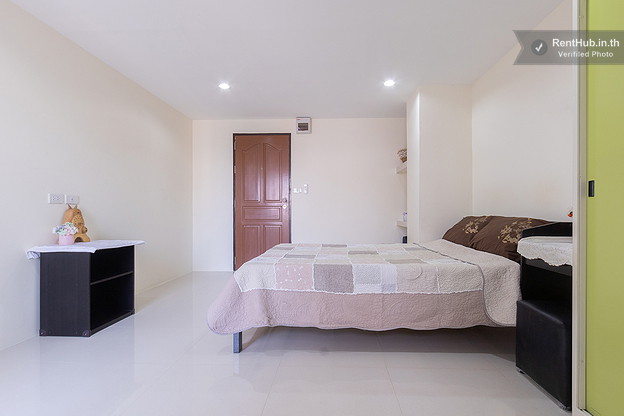 Condo · Huai Khwang, bangkok — photo 2