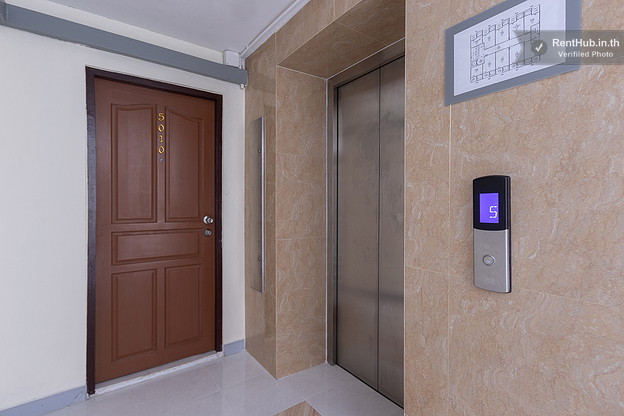 Condo · Huai Khwang, bangkok — photo 5