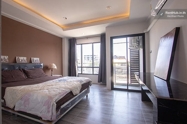 Condo · Wang Thonglang, bangkok — photo 4