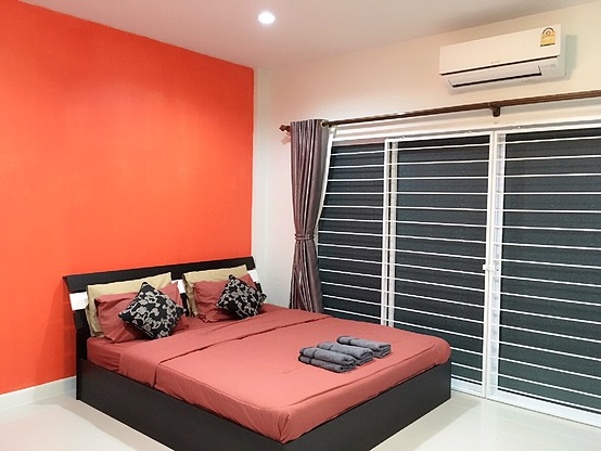 Condo — photo 2
