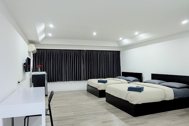 Condo · Wang Thonglang, bangkok — photo 2