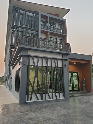 Condo — photo 4