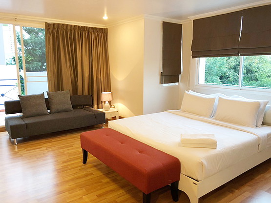 Condo · Watthana, bangkok — photo 1