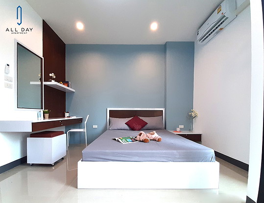 Condo — photo 1