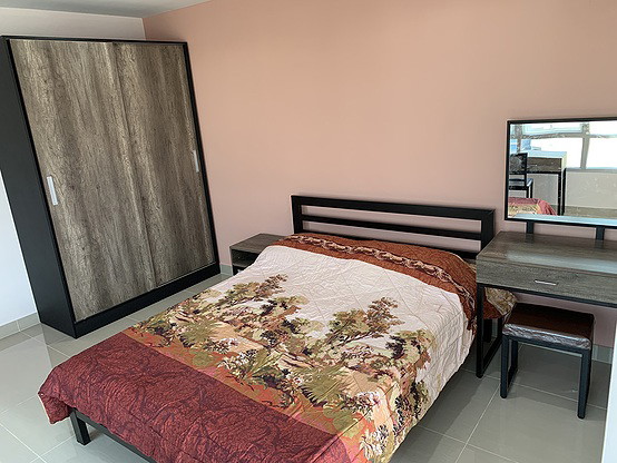 Condo · Huai Khwang, bangkok — photo 4