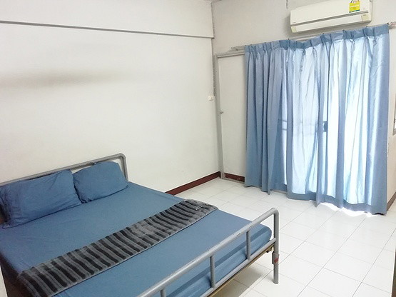Condo · Wang Thonglang, bangkok — photo 5