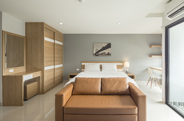 Condo — photo 1