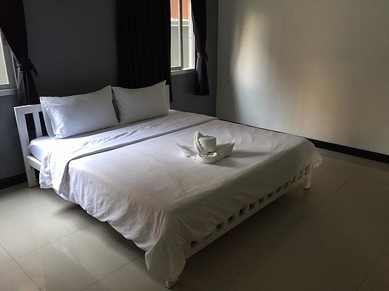 Condo · Chom Thong, bangkok — photo 2