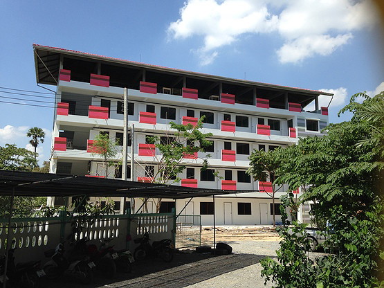 Condo — photo 2
