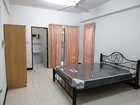 Condo — photo 2