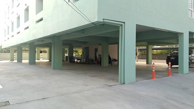Condo — photo 5