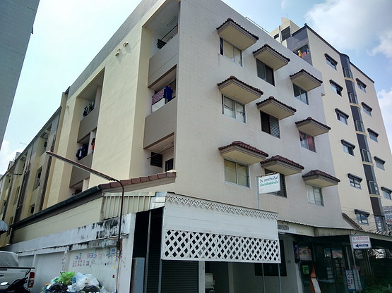 Condo · Wang Thonglang, bangkok — photo 3