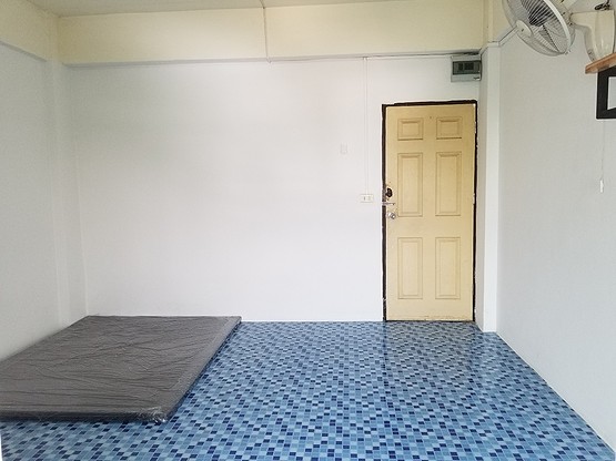 Condo · Taling Chan, bangkok — photo 4