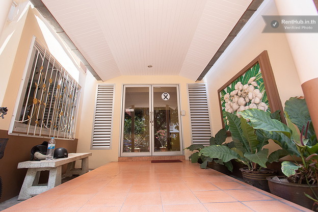 Condo · Mueang Chon Buri, chon_buri — photo 2