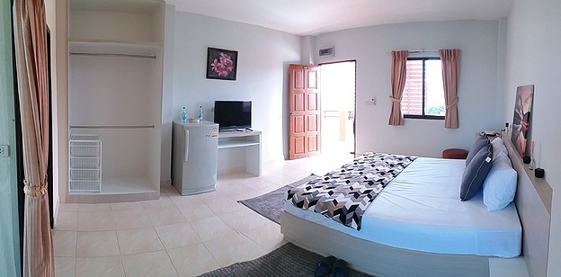 Condo · Bang Lamung, chon_buri — photo 2