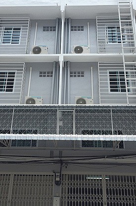 Condo · Khlong San, bangkok — photo 2